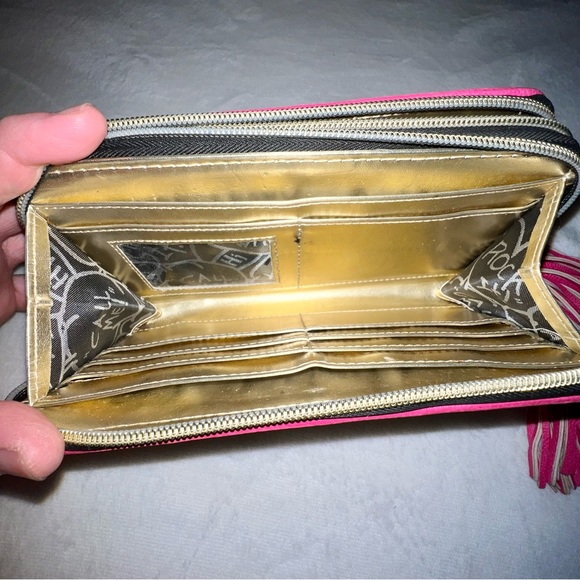 Betsey Johnson ZA Heart Stitch Design Wallet with Tassel & Heart Lock Logo Charm - Picture 13 of 15